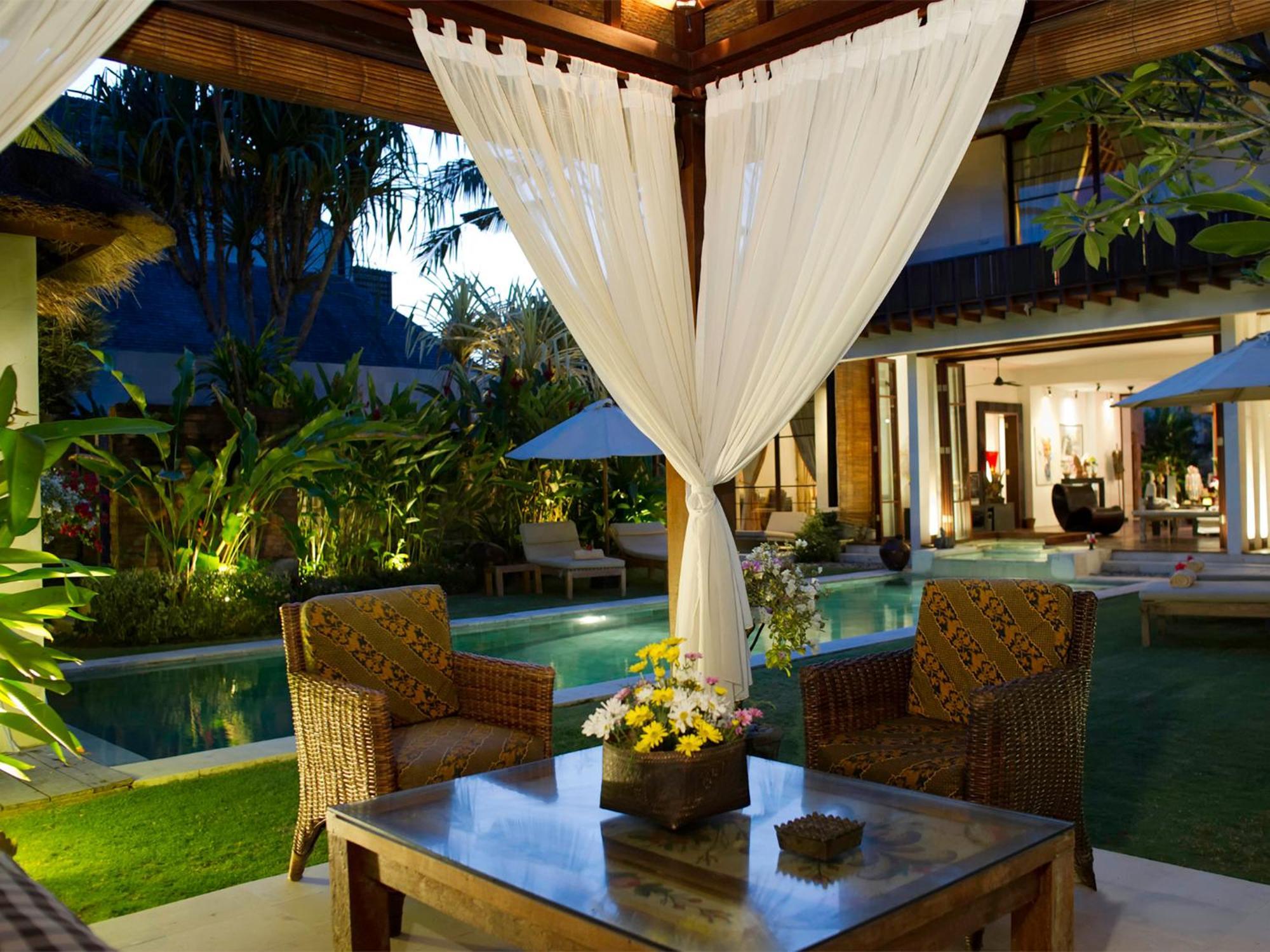 Majapahit Beach Villas by Nakula Ketewel Ruang foto